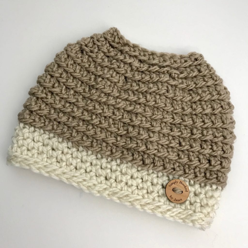 2 tone crochet messy bun hat