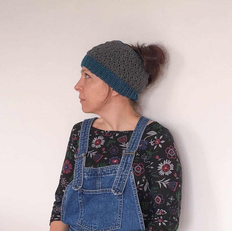 gray crochet ponytail hat