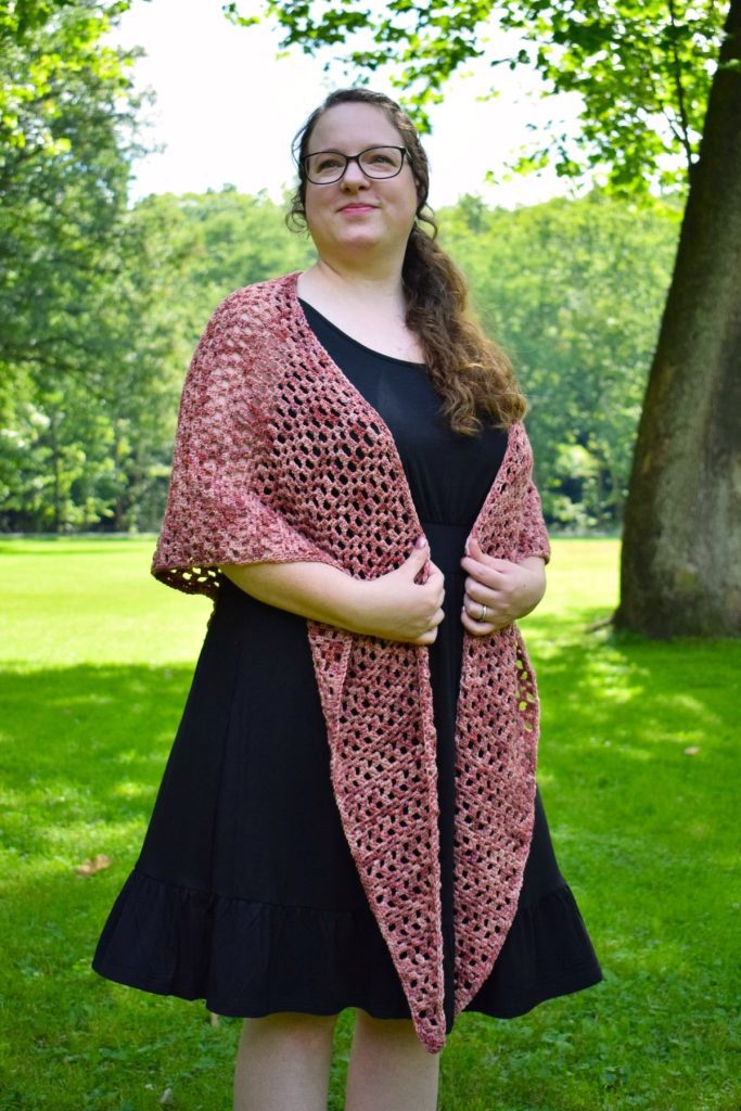 simple triangle shawl crochet pattern
